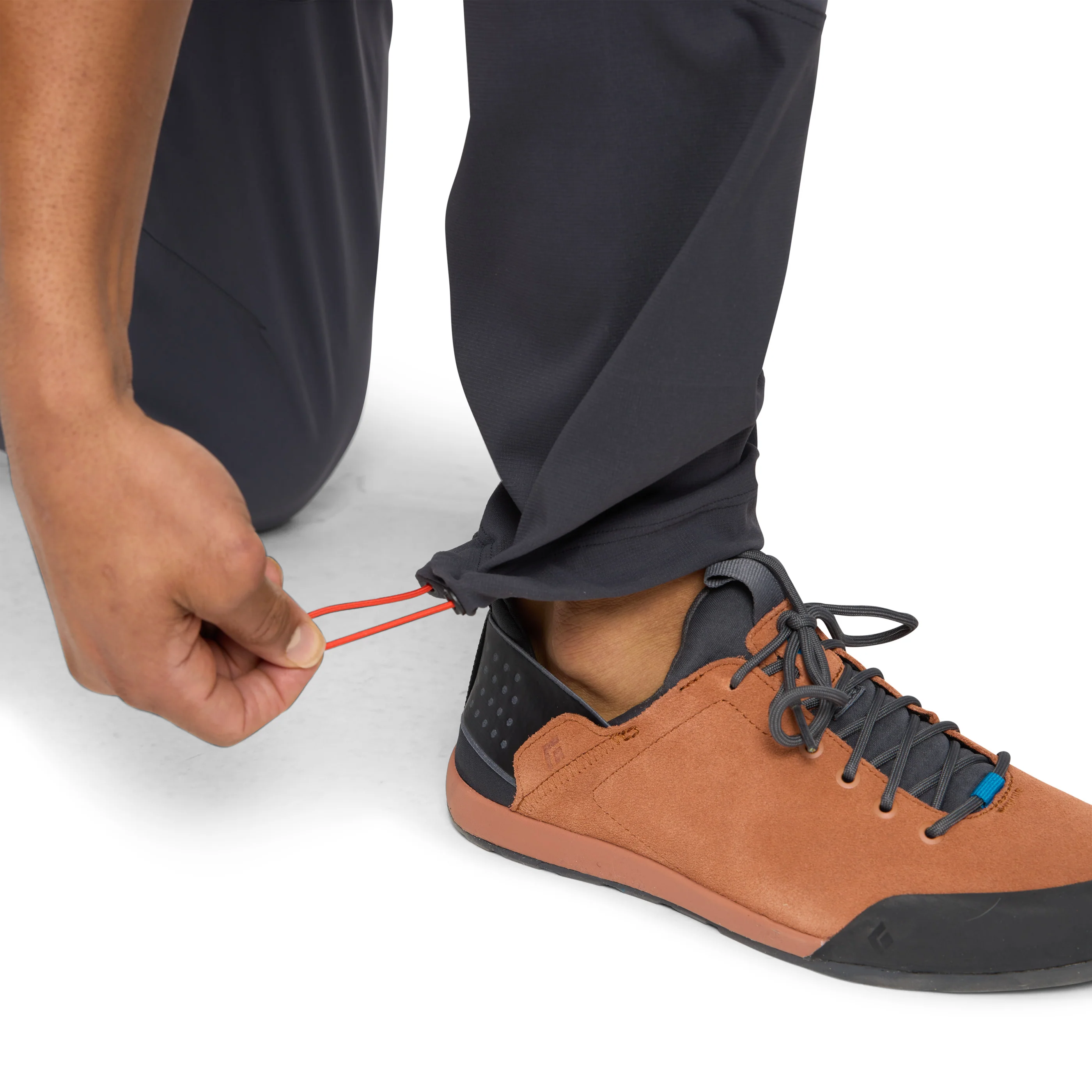 Men's Pursuit Hybrid Pants - Image 9